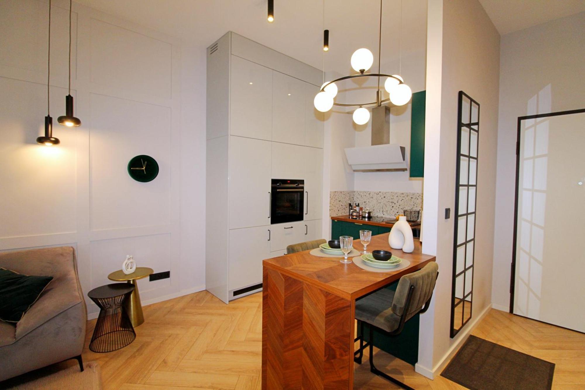 Apartament Woronicza 80 - Bezplatny Parking - Free Parking -ogrodek